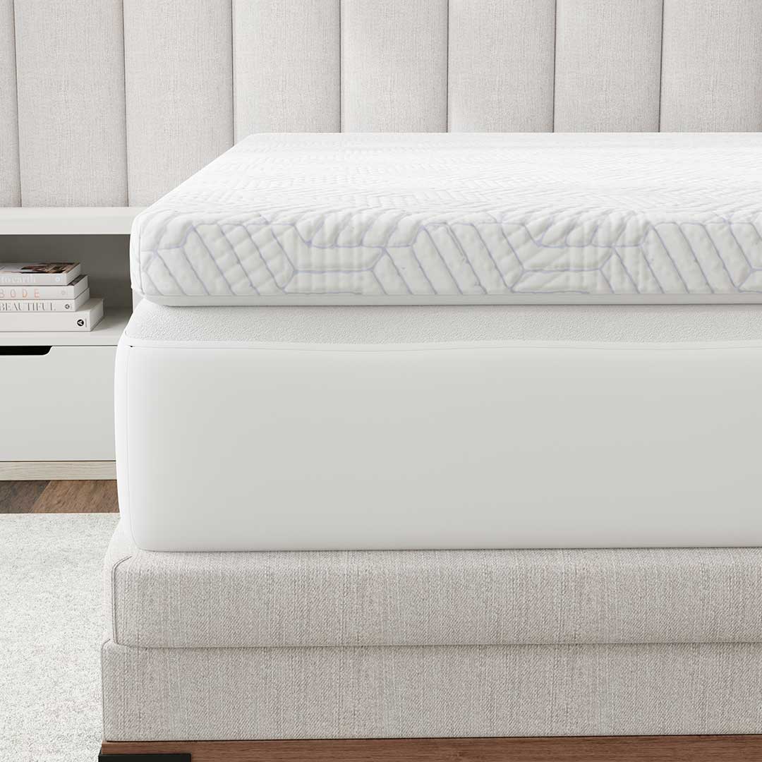 BedTech phase change cooling topper cover edge detail