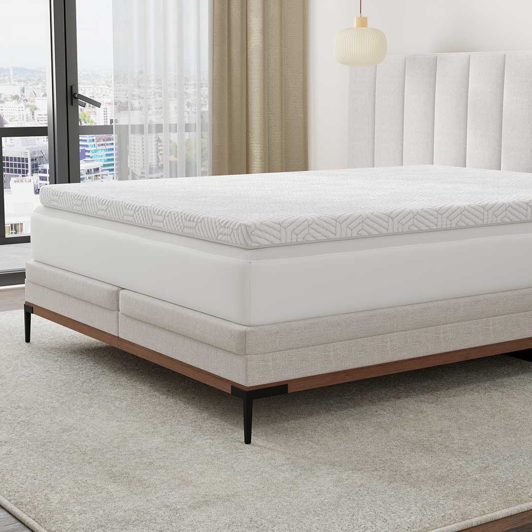 BedTech phase change cooling topper cover, side view