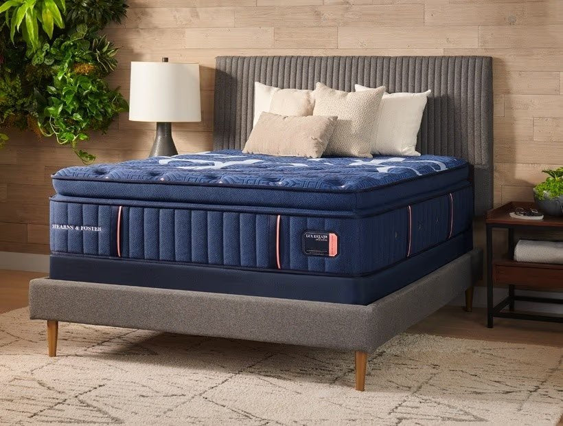bedplanet.com: Stearns & Foster Luxury 5" or 9" Flat Mattress Foundation